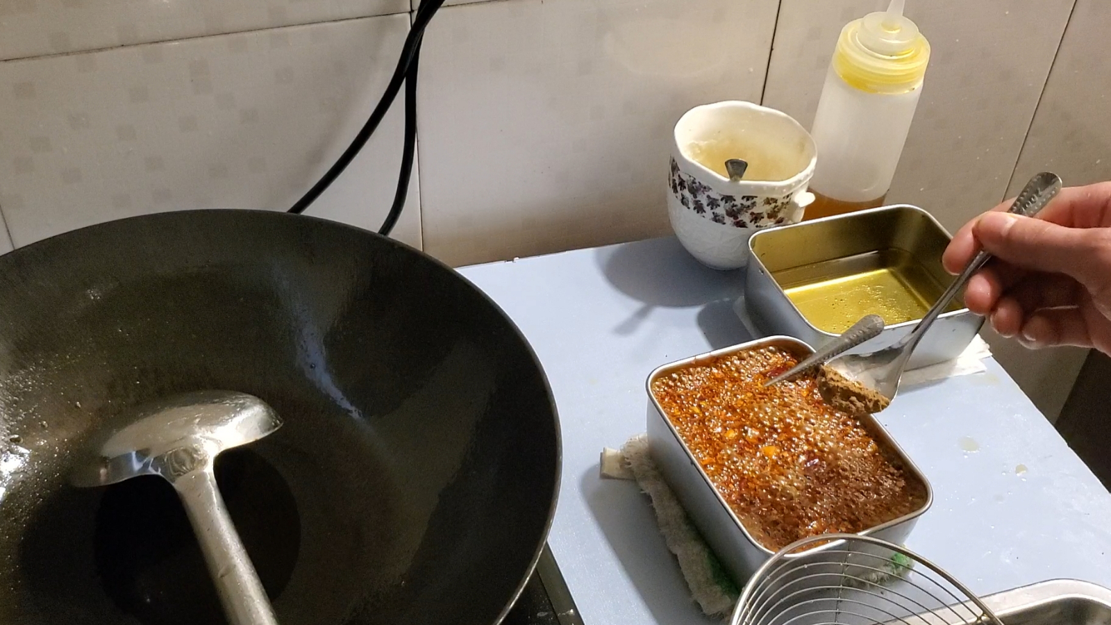 用厨余肥料制作香辣红油,适合家庭用, 这些小窍门我用了多年